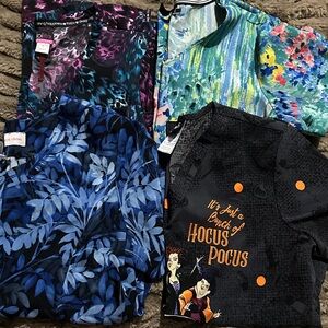 Hocus Pocus Graphic Tee - Black